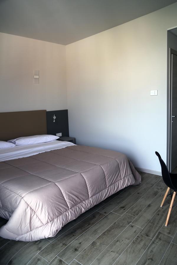 Donati Business Rooms Subbiano ภายนอก รูปภาพ